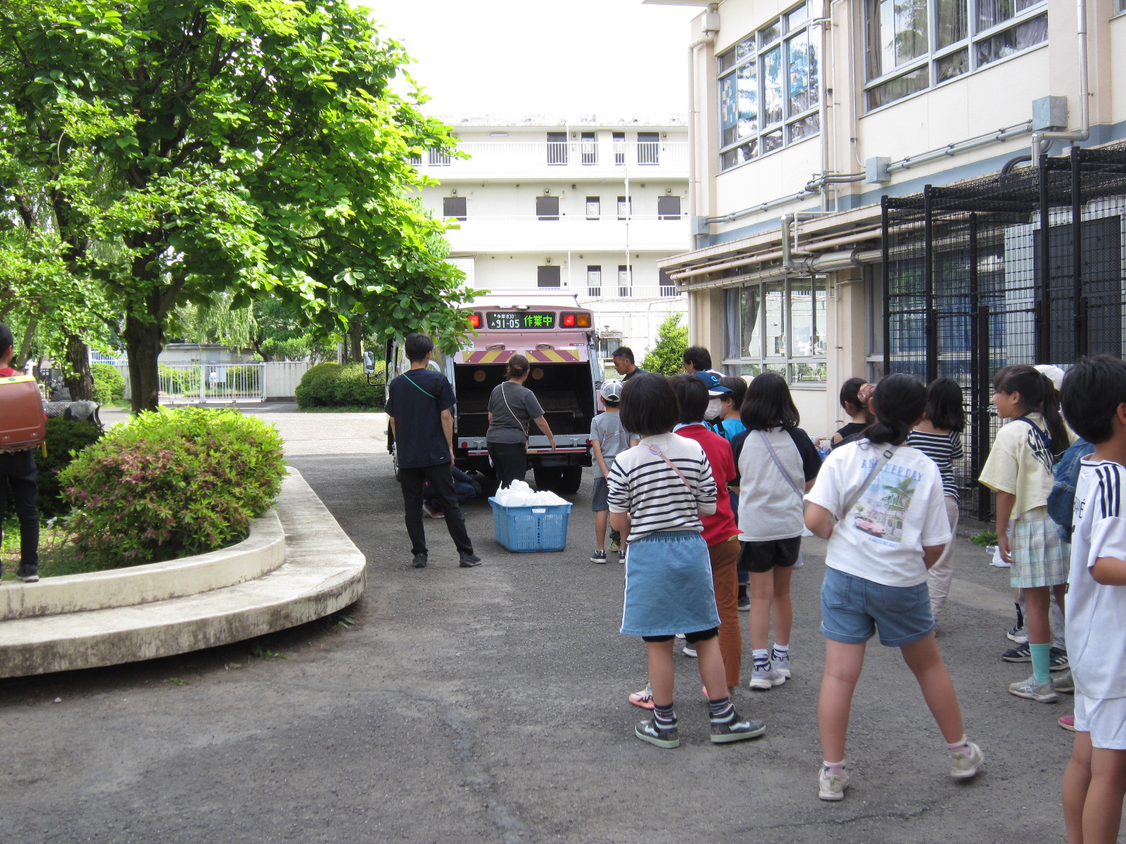 萩山小学校